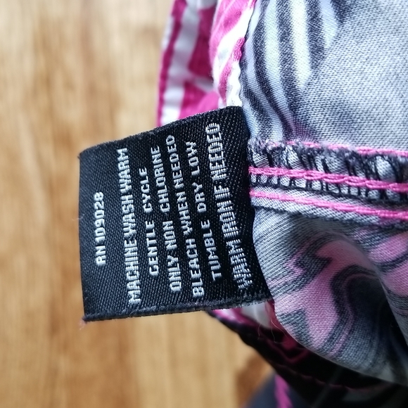 (30) Skin Industries Men's Board Shorts l Large Plaid Print Swim Surf Pool - Picture 9 of 10